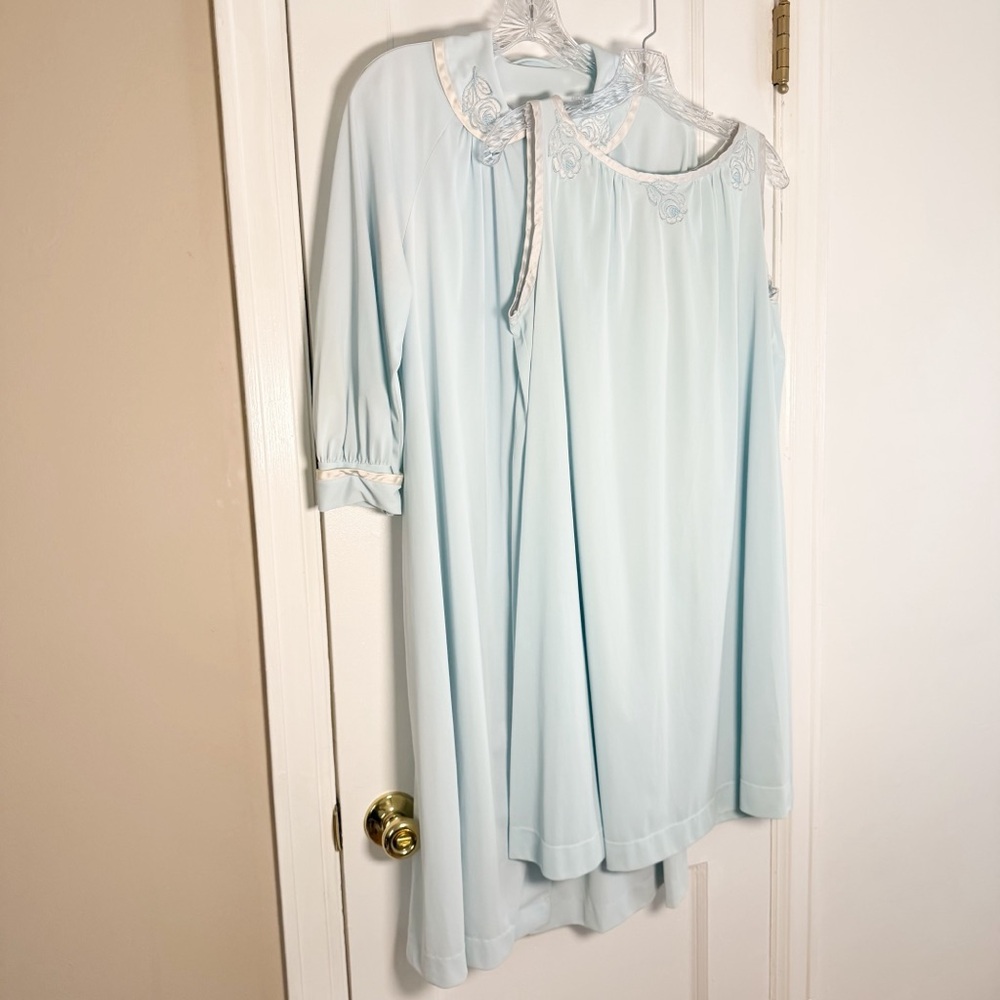 2 Piece Vintage Gossard Artemis Lt. Blue Peignoir Set…Rose Appliqué, Satin Trim
